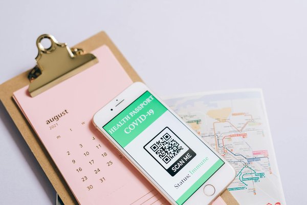 Où découvrir les traditions de la poterie artisanale en Tunisie : ateliers et artisans recommandés ?